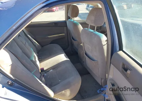 2004 Toyota Camry Le V6 из США, поврежденный, VIN 4T1BF30K64U586143